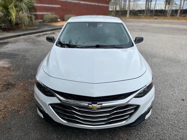 2023 Chevrolet Malibu FWD 1FL
