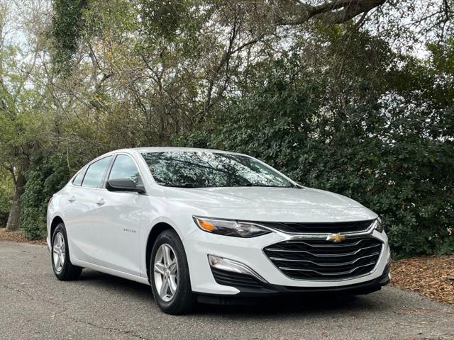 2023 Chevrolet Malibu FWD 1FL