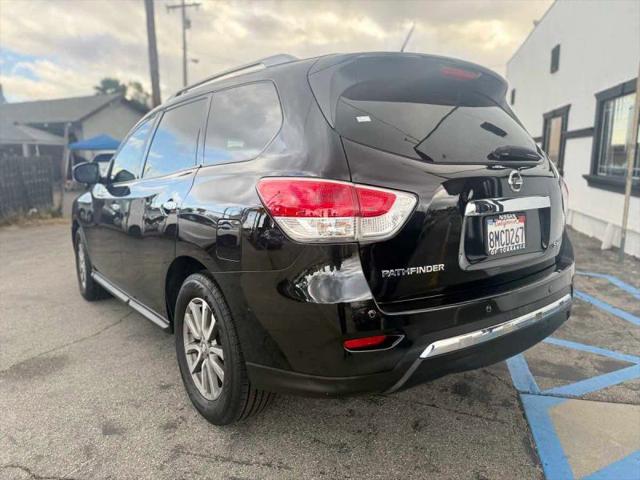 2016 Nissan Pathfinder SV