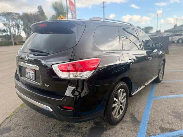 2016 Nissan Pathfinder SV
