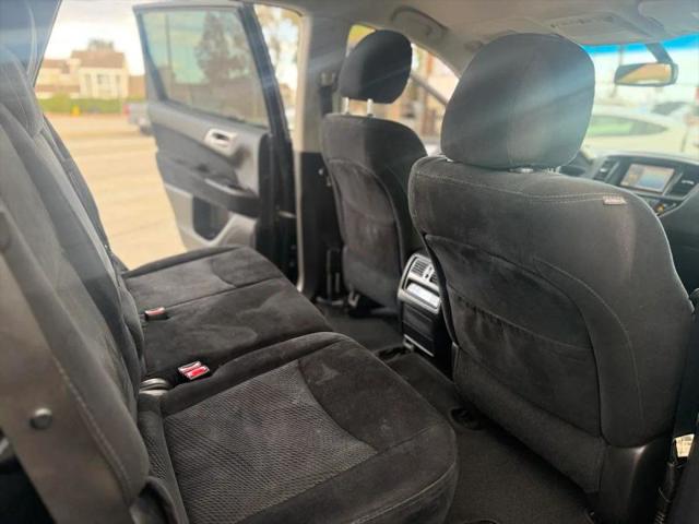 2016 Nissan Pathfinder SV