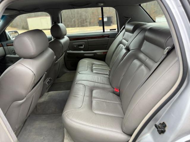 1999 Cadillac DeVille d'Elegance