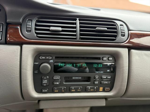 1999 Cadillac DeVille d'Elegance