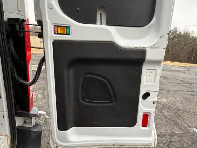 2015 Ford Transit Medium Roof w/Sliding Side Door