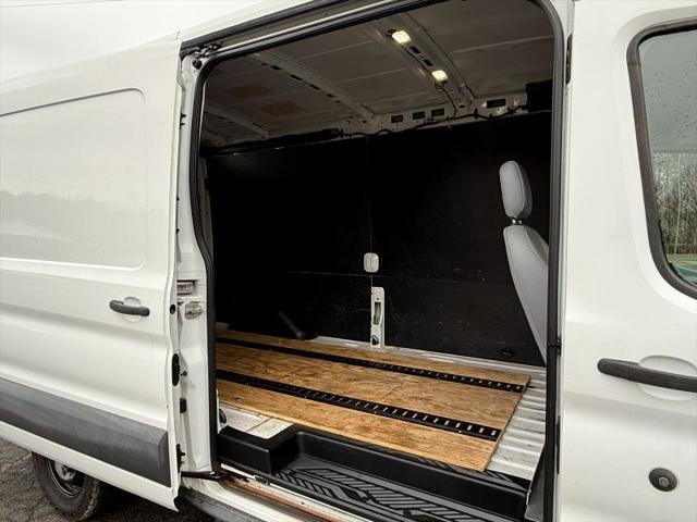 2015 Ford Transit Medium Roof w/Sliding Side Door