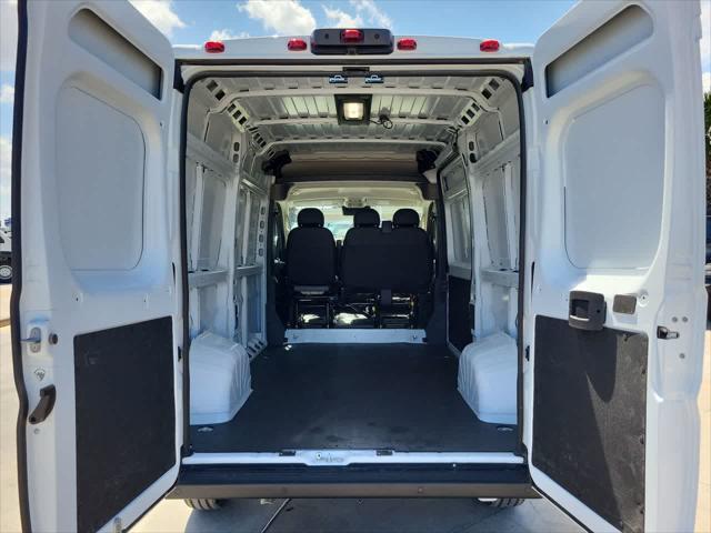 2026 Ram ProMaster Cargo Van Tradesman High Roof 136" WB w/Pass Seat