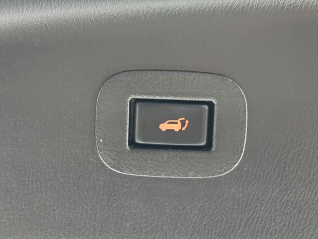 2017 Nissan Armada SV