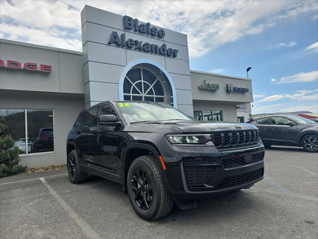 2026 Jeep Grand Cherokee GRAND CHEROKEE LAREDO ALTITUDE 4X4 2026 Jeep Grand Cherokee GRAND CHEROKEE LAREDO ALTITUDE 4X4