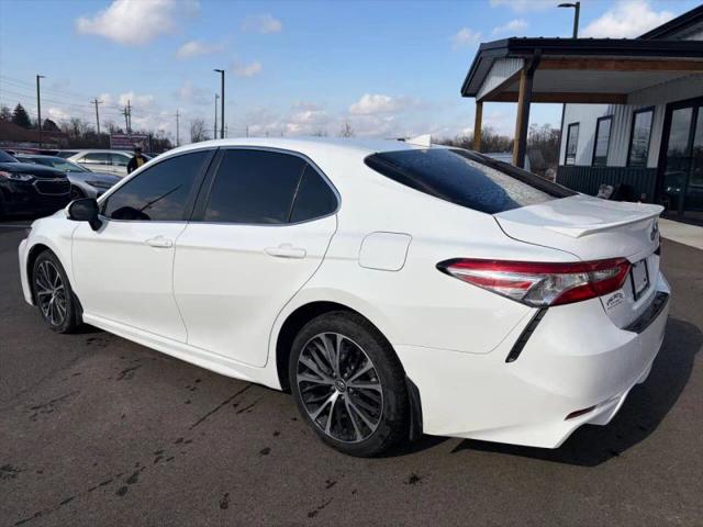 2020 Toyota Camry SE