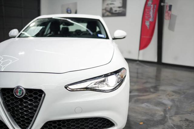 2017 Alfa Romeo Giulia RWD