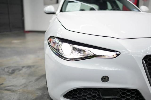 2017 Alfa Romeo Giulia RWD