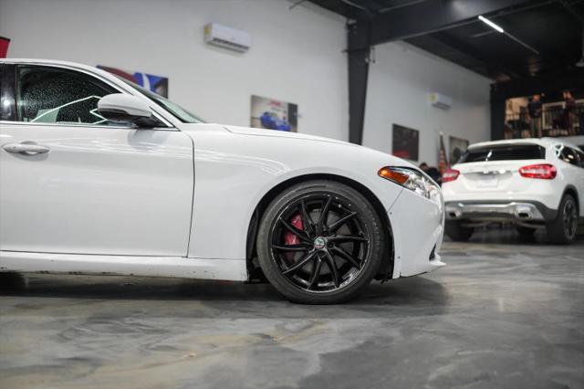 2017 Alfa Romeo Giulia RWD