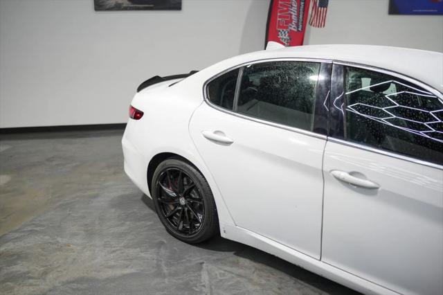 2017 Alfa Romeo Giulia RWD