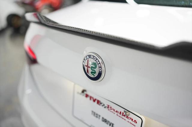 2017 Alfa Romeo Giulia RWD