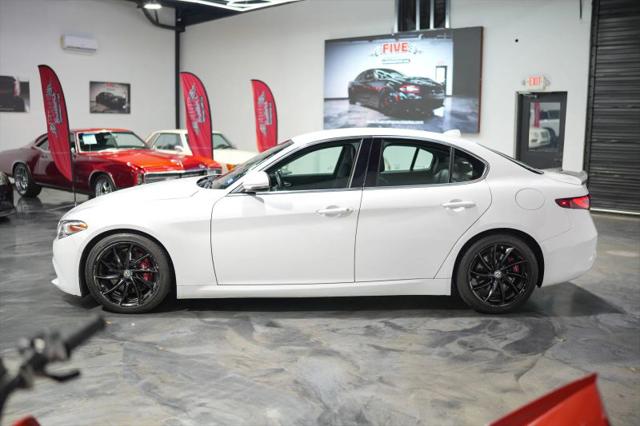 2017 Alfa Romeo Giulia RWD