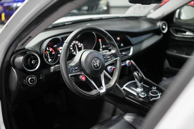 2017 Alfa Romeo Giulia RWD
