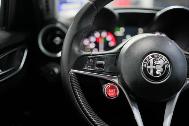 2017 Alfa Romeo Giulia RWD
