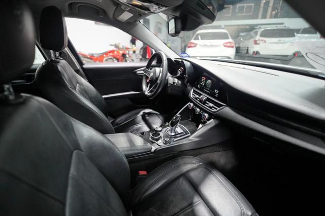 2017 Alfa Romeo Giulia RWD