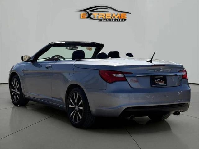 2013 Chrysler 200 S