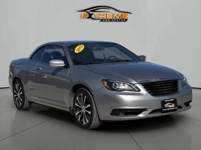 2013 Chrysler 200 S