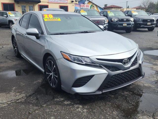 2020 Toyota Camry SE for sale in Oakdale, CA