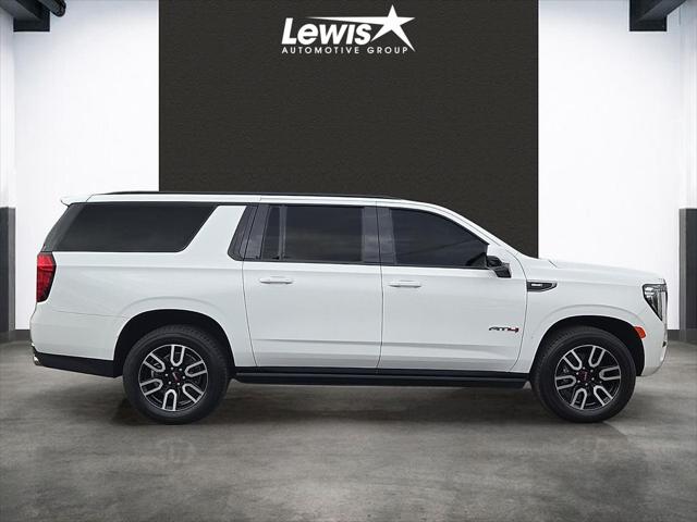 2023 GMC Yukon XL 4WD AT4