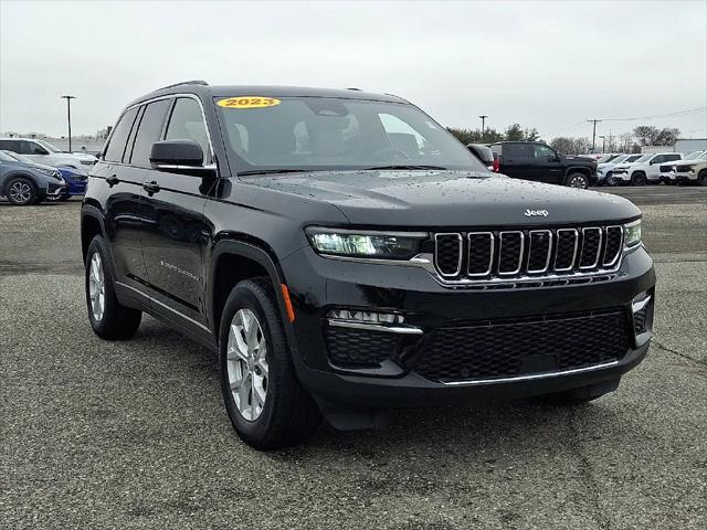 2023 Jeep Grand Cherokee Limited 4x4 2023 Jeep Grand Cherokee Limited 4x4