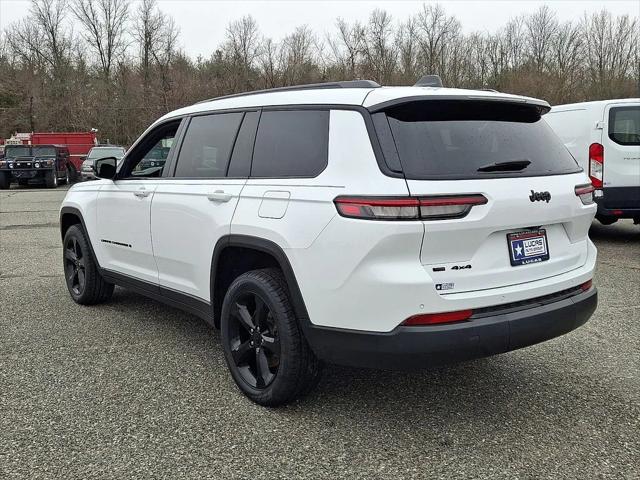 2023 Jeep Grand Cherokee L Altitude 4x4