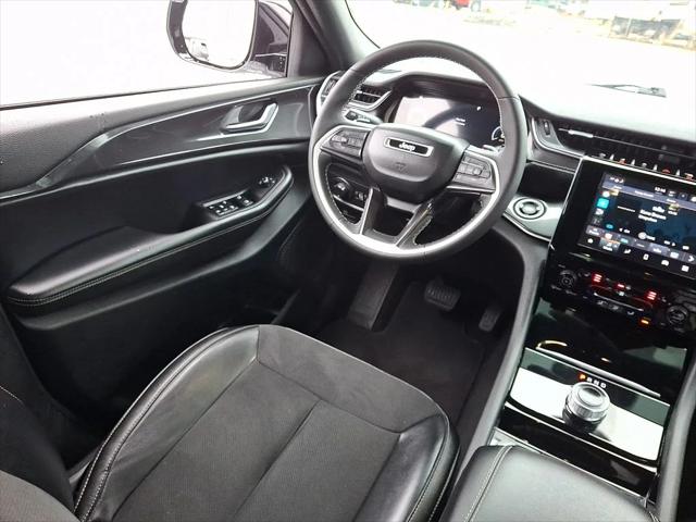 2023 Jeep Grand Cherokee L Altitude 4x4