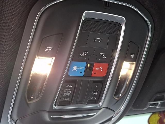 2023 Jeep Grand Cherokee L Altitude 4x4