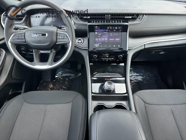 2025 Jeep Grand Cherokee Laredo X 4x2