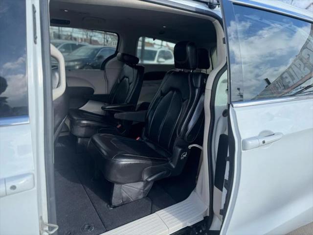 2020 Chrysler Voyager LXI