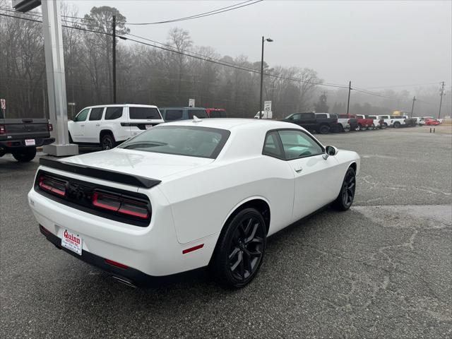 2022 Dodge Challenger SXT 2022 Dodge Challenger SXT