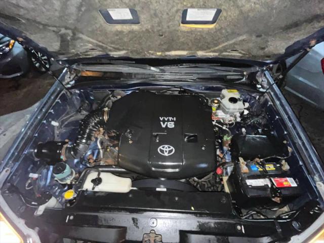 2004 Toyota 4Runner SR5 V6
