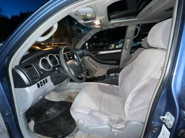 2004 Toyota 4Runner SR5 V6