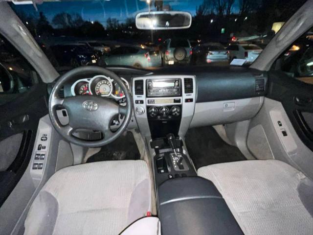 2004 Toyota 4Runner SR5 V6