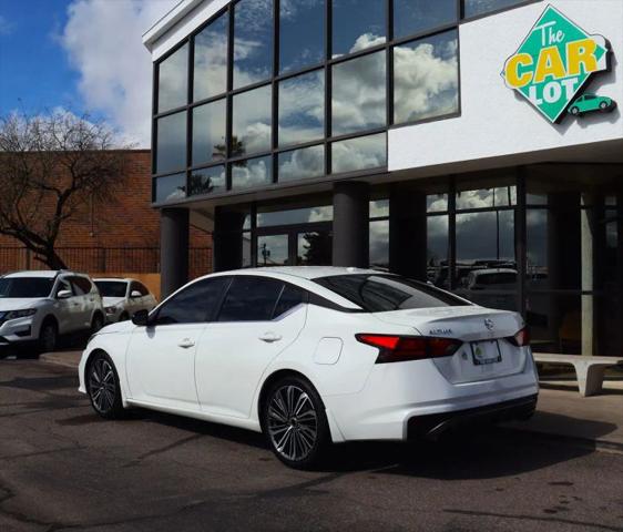 2020 Nissan Altima SR FWD