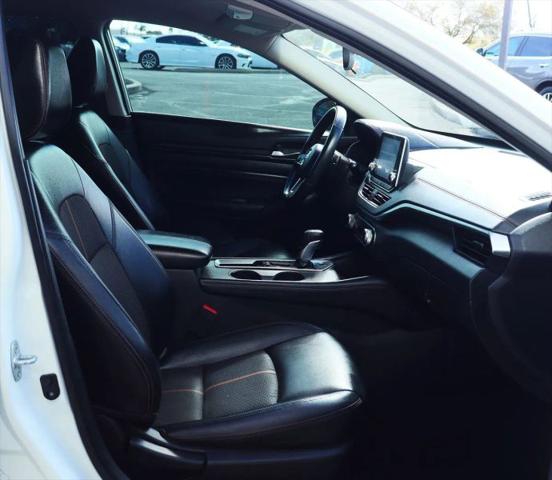 2020 Nissan Altima SR FWD