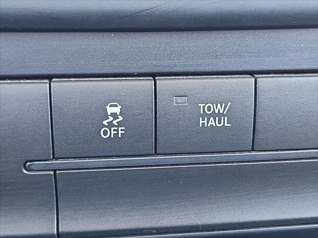 2017 Ram 2500 Tradesman Crew Cab 4x4 6'4" Box