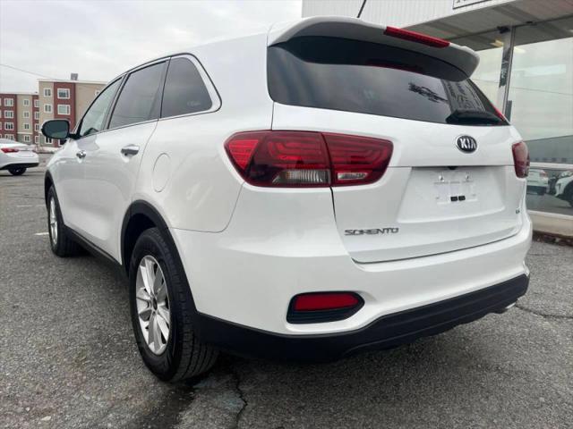 2019 Kia Sorento 3.3L LX