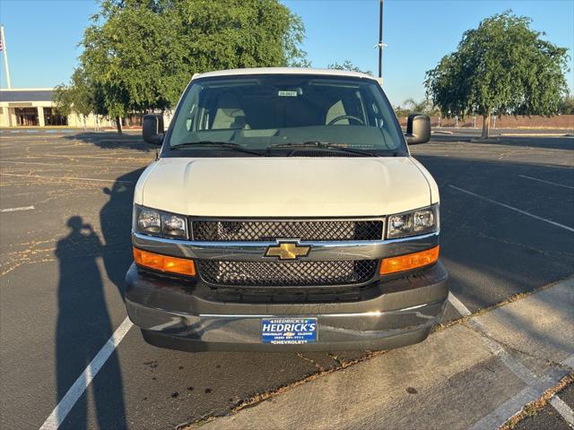 2026 Chevrolet Express Cargo Van 2500 Regular Wheelbase, WT, RWD