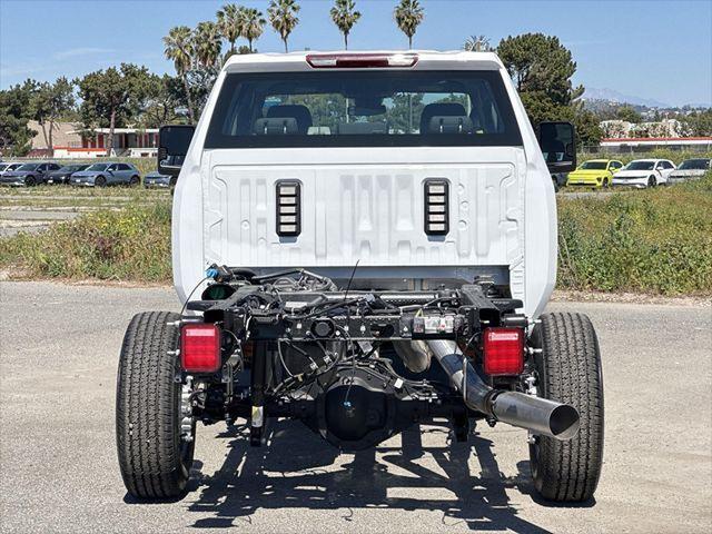 2026 GMC Sierra 2500HD Crew Cab, Long Bed, Pro, RWD