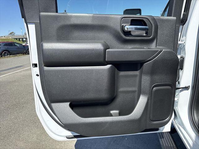 2026 GMC Sierra 2500HD Crew Cab, Long Bed, Pro, RWD