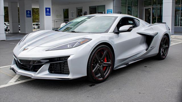 2026 Chevrolet Corvette E-Ray Coupe, 2LZ, RWD