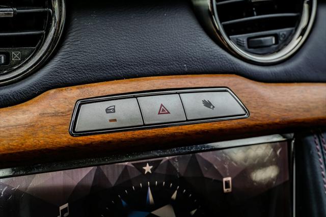 2018 Karma Revero Base