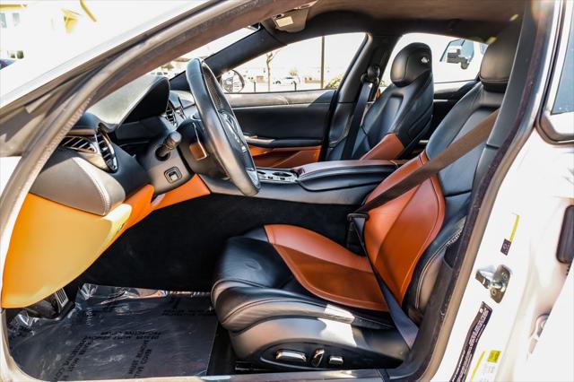 2018 Karma Revero Base