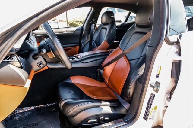 2018 Karma Revero Base