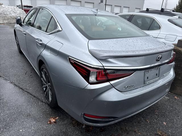 2024 Lexus ES 300h 300h