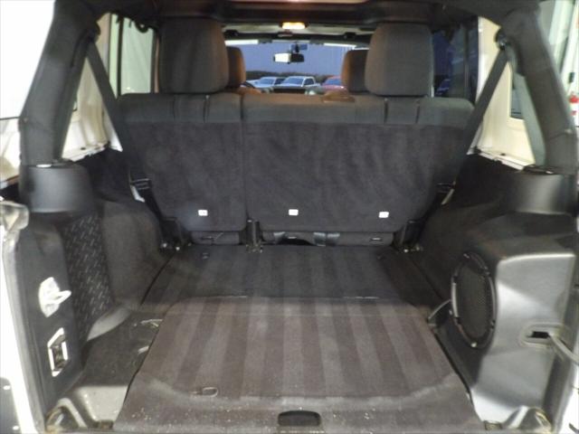 2012 Jeep Wrangler Unlimited Sahara
