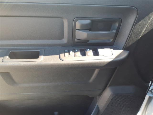 2026 RAM Ram 3500 RAM 3500 TRADESMAN CREW CAB 4X4 8 BOX